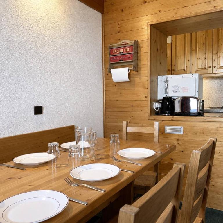 Appartement duplex 7 pers, pistes, commerces, parking, balcon - Appartement 1 Chambre - 11