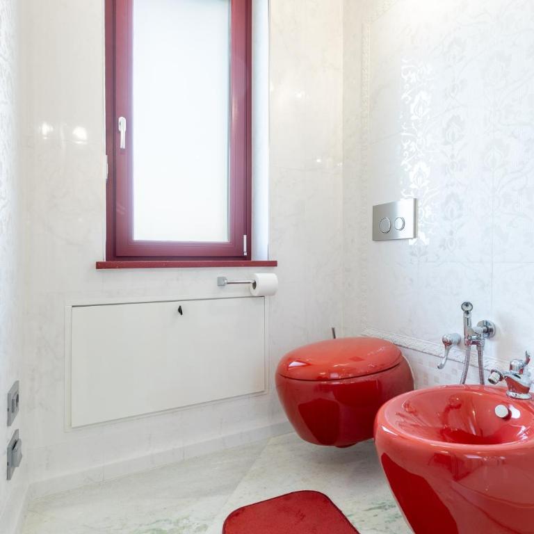 Top Floor Apartment - Balcony Views - King Bed - AC - Apartment mit 1 Schlafzimmer - 19