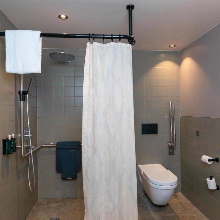 Cocoon Salzburg Hauptbahnhof - Zweibettzimmer - barrierefrei - 5
