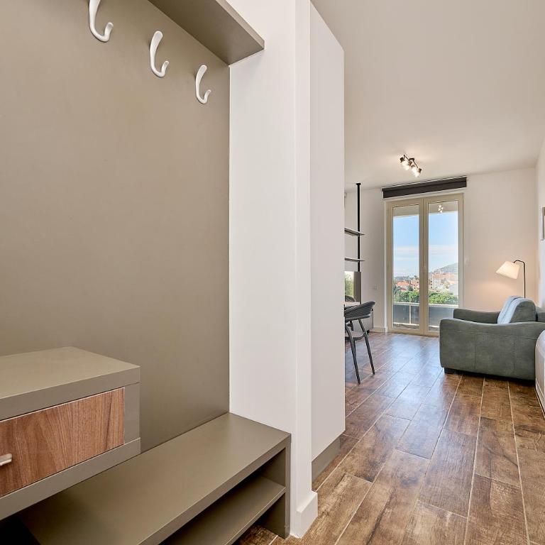 Skyline Sunset - Studio Apartman s Balkonom - 9