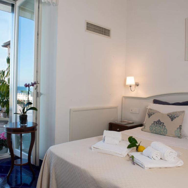 Core Amalfitano City Suites - Suite Queen con Vista Mare - 1