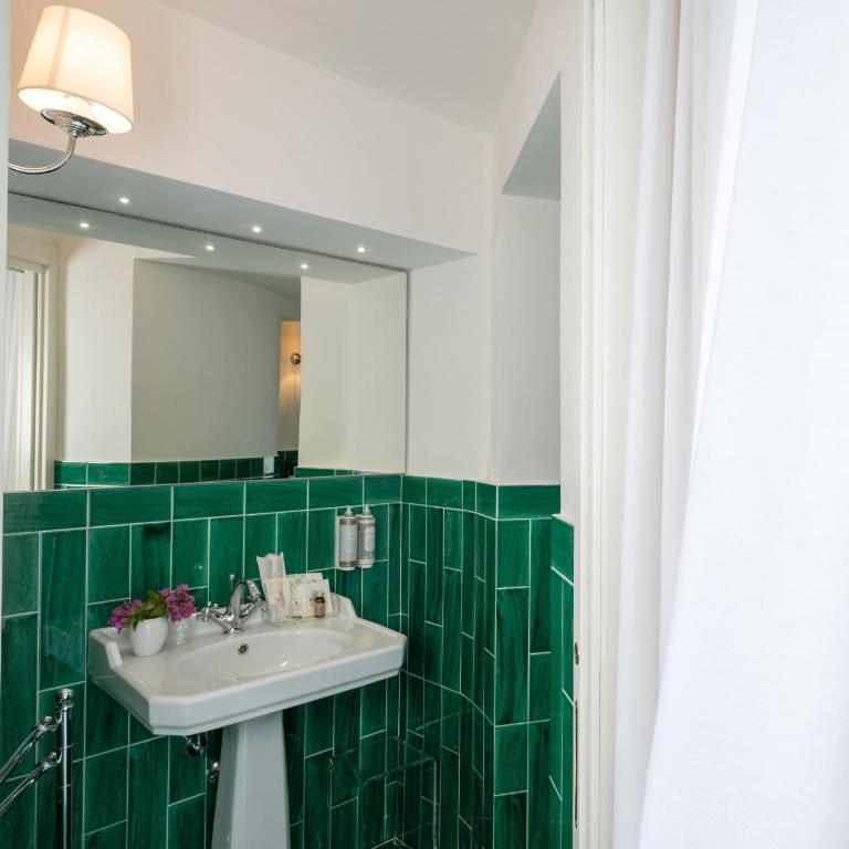 Core Amalfitano City Suites - Suite King con Vista Mare - 17