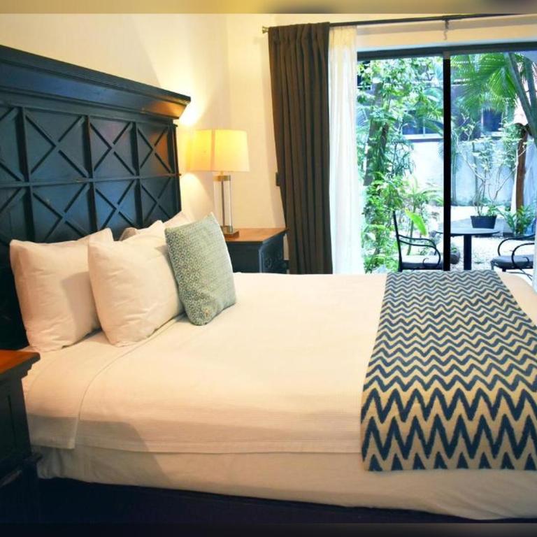 Hacienda Paradise Hotel - Chambre Lit King-Size - Vue sur Piscine - 3