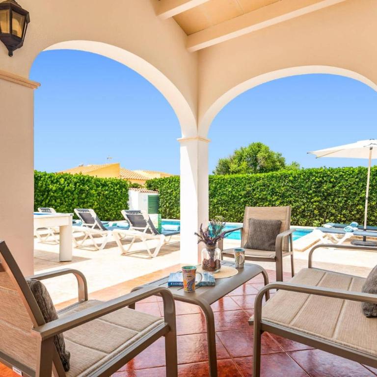 Villa Avellano by Villa Plus - Villa - 8