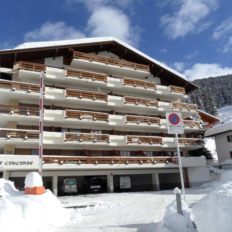 Concorde 123 Ski In 2 Bedroom Apartment in Verbier with Mountain Views and Fireplace - Appartement - 14