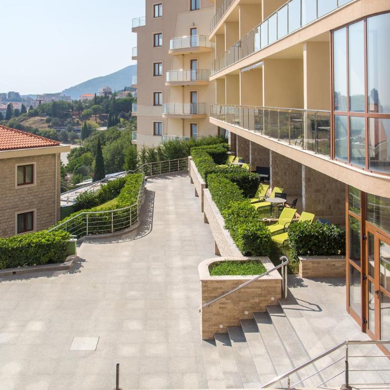 ApartHotel Belvedere Residence Becici Budva - Komfor Studio Apartman sa Terasom i Pogledom na More - 3