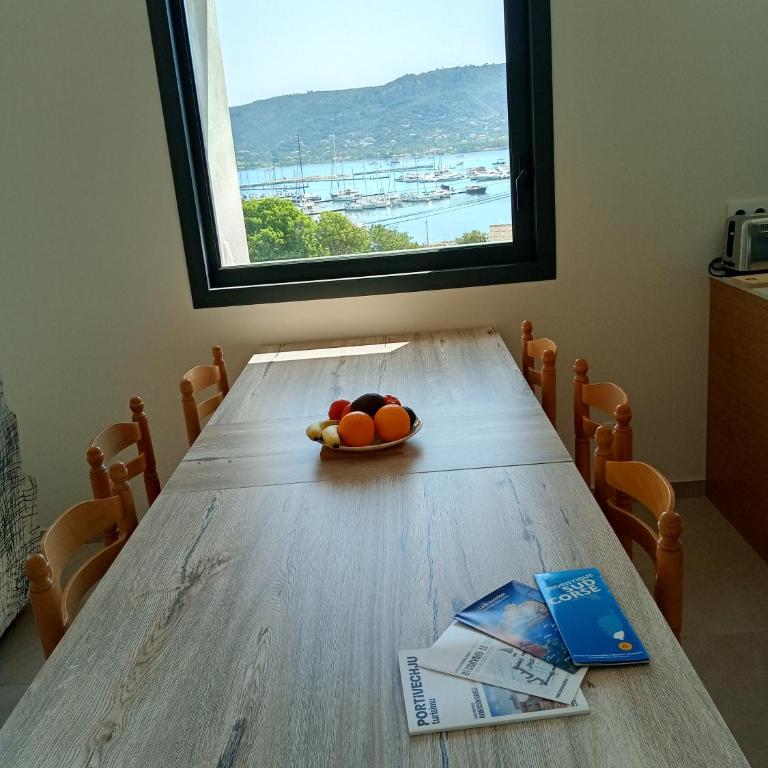 Appartement A Vista Bella - Appartement 3 Chambres avec Vue sur le Port de Plaisance - 8