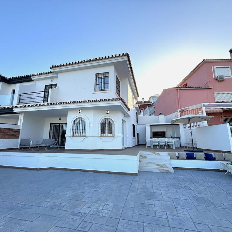 Evans Realty DJ - Villa Lujo&Parking&Terraza&BBQ - Villa - 39