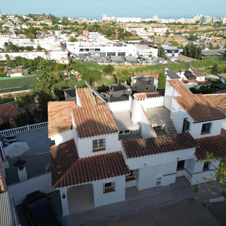 Evans Realty DJ - Villa Lujo&Parking&Terraza&BBQ - Villa - 2