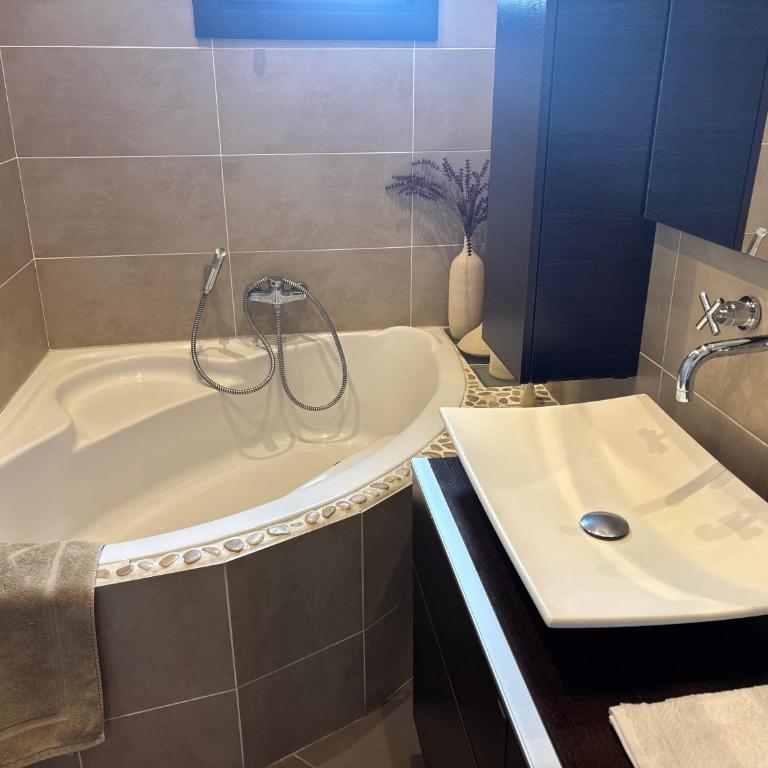 L'Échappée Belle 3 étoiles - Piscine, Jardin et Pool-house - Proche Cité - Villa de 3 dormitorios - 18