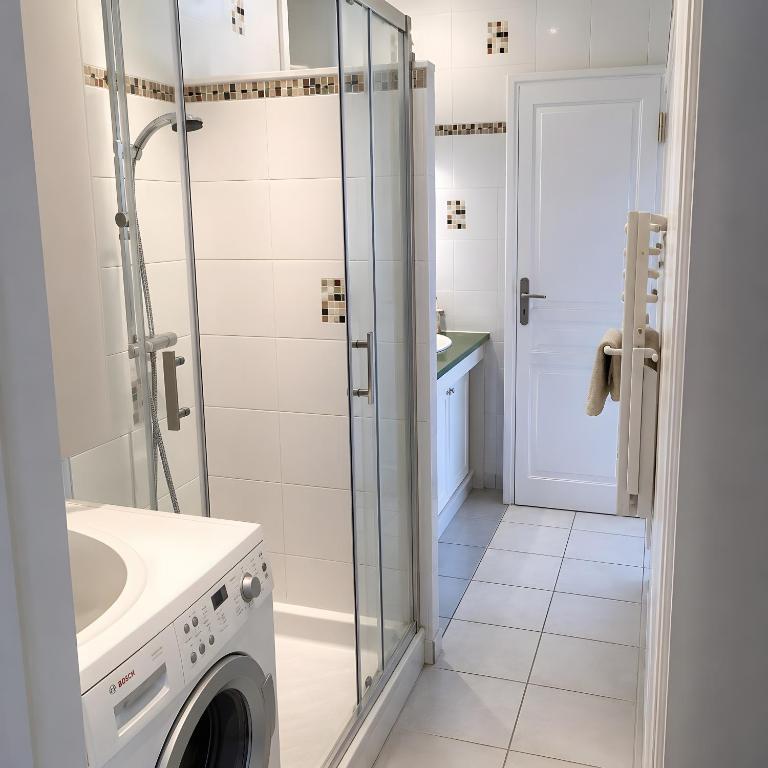 Cannes Three Bedrooms - Appartement 3 Chambres Premium avec Balcon - 9