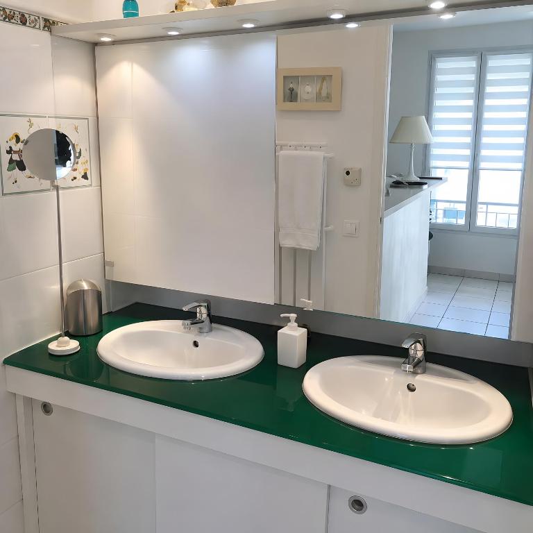 Cannes Three Bedrooms - Appartement 3 Chambres Premium avec Balcon - 6