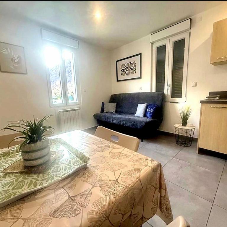 La Pause Alpine - Centre Ville - Proche Gare - Appartement 2 Chambres - 10