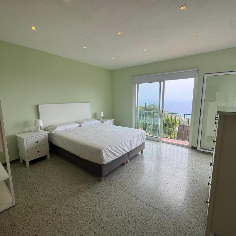 Casa con hermosas vistas a la costa - Vacation Home - 41