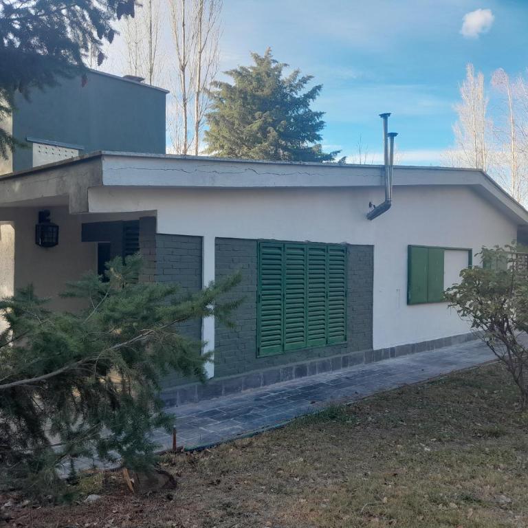 XBBr Casa rústica en zona de montañas Hermosas vistas Lugar ideal descansar Con hogar a leña y churrasquera - Casa con 1 dormitorio - 1