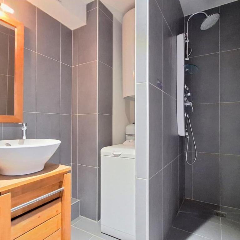 Grain de folie - One-Bedroom Apartment - 9