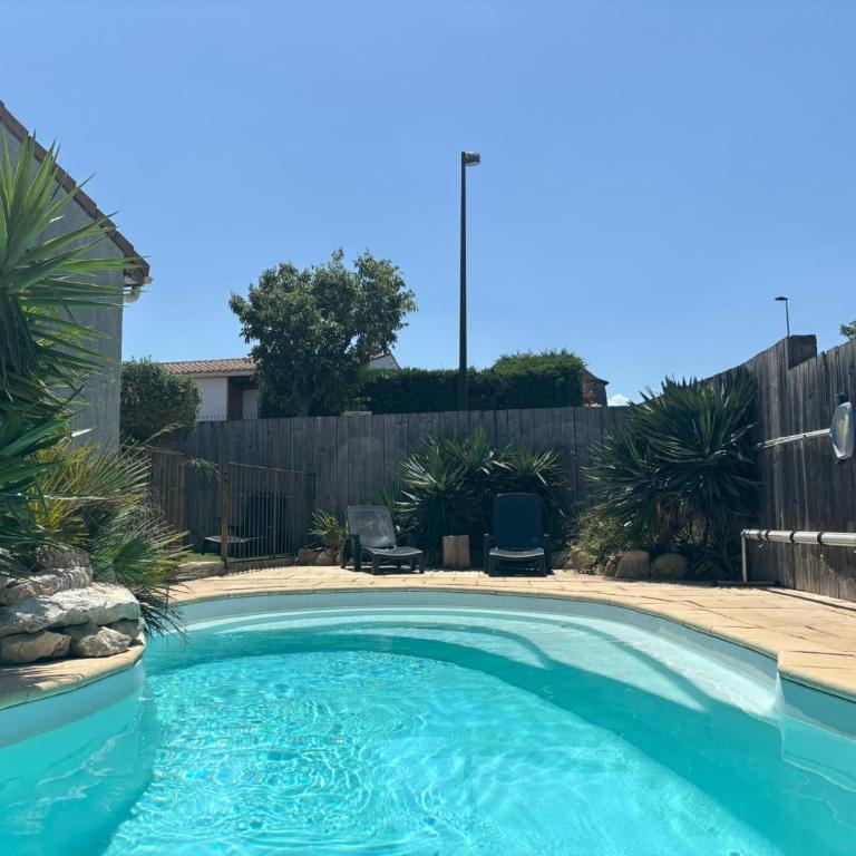 L'Échappée Belle 3 étoiles - Piscine, Jardin et Pool-house - Proche Cité - Villa de 3 dormitorios - 37