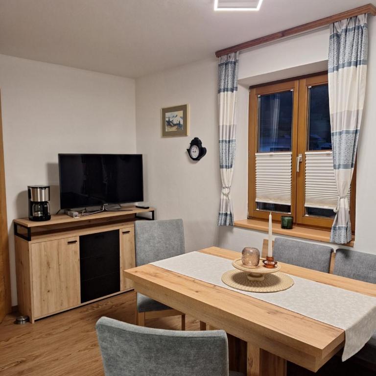 Haus Oberhuber - Apartment mit 1 Schlafzimmer - 2