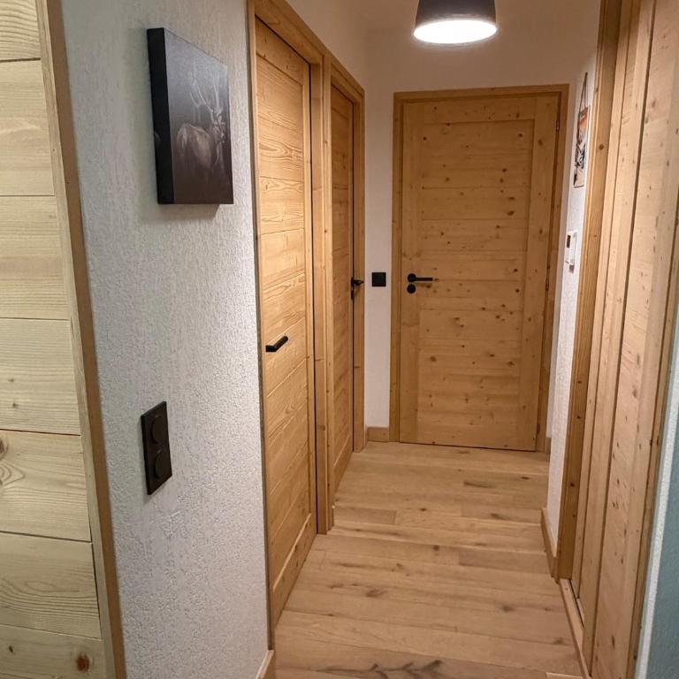 LA PLAGNE MONTALBERT - LE SNOROC - superbe appartement skis aux pieds avec piscine - Appartamento con 2 Camere da Letto e Balcone - 6