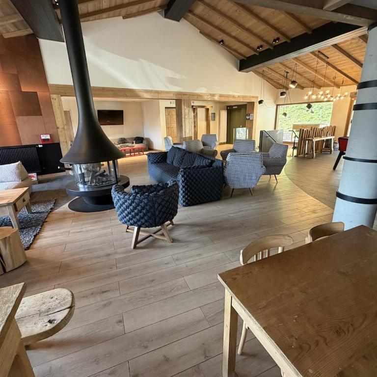 LA PLAGNE MONTALBERT - LE SNOROC - superbe appartement skis aux pieds avec piscine - Appartamento con 2 Camere da Letto e Balcone - 8