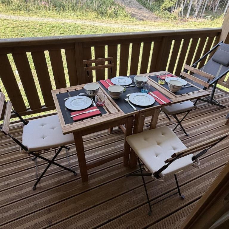 LA PLAGNE MONTALBERT - LE SNOROC - superbe appartement skis aux pieds avec piscine - Appartamento con 2 Camere da Letto e Balcone - 12