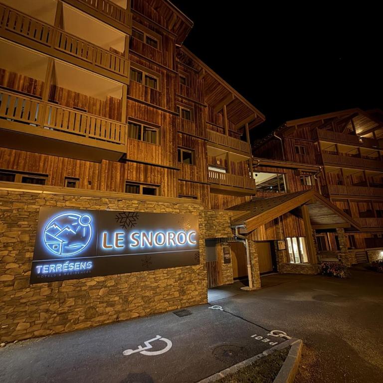 LA PLAGNE MONTALBERT - LE SNOROC - superbe appartement skis aux pieds avec piscine - Appartamento con 2 Camere da Letto e Balcone - 30