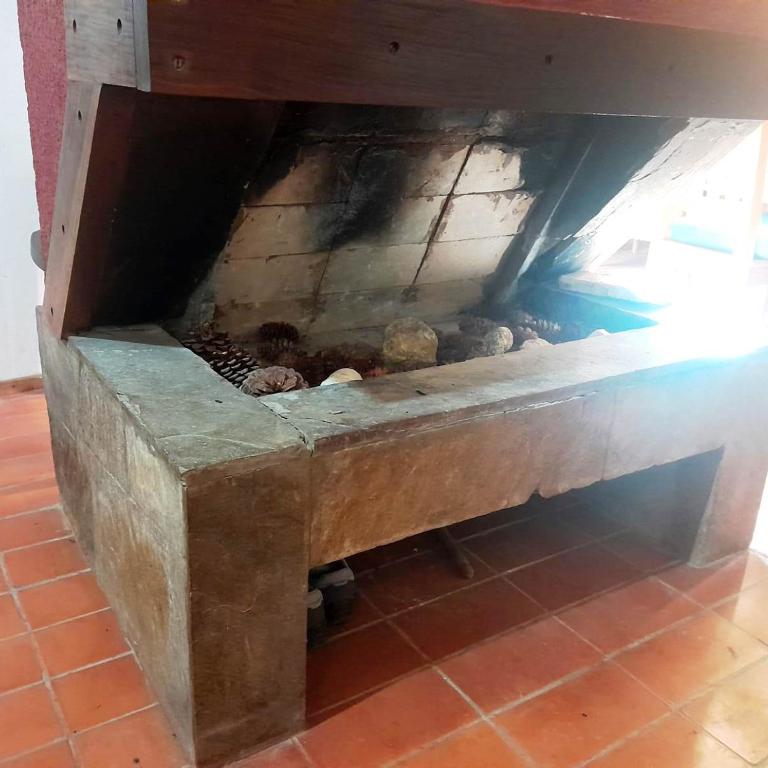 XBBr Casa rústica en zona de montañas Hermosas vistas Lugar ideal descansar Con hogar a leña y churrasquera - Casa con 1 dormitorio - 7