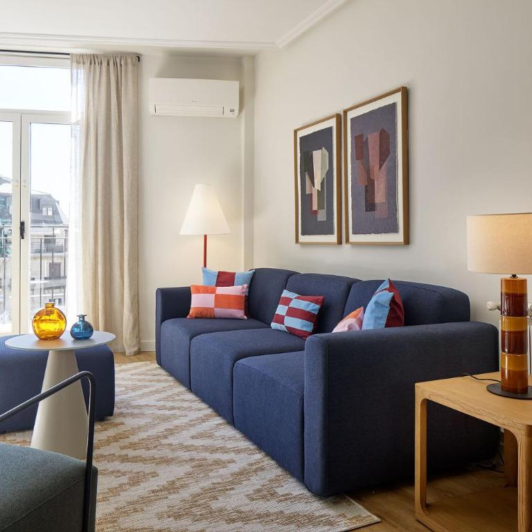 The Rentals Collection - Plaza Easo Attic - Apartment mit Balkon - 4