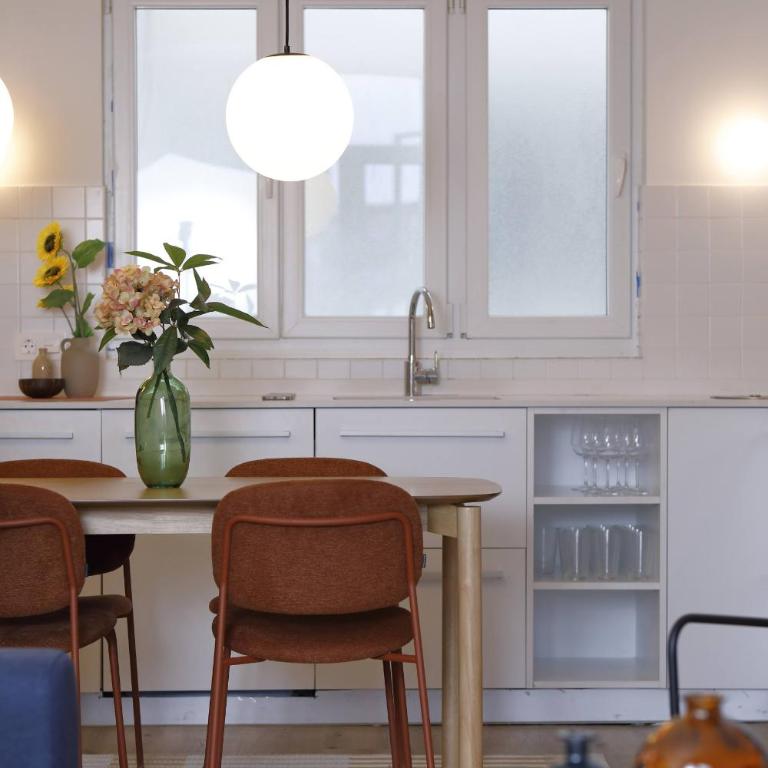 The Rentals Collection - Plaza Easo Attic - Apartment mit Balkon - 15