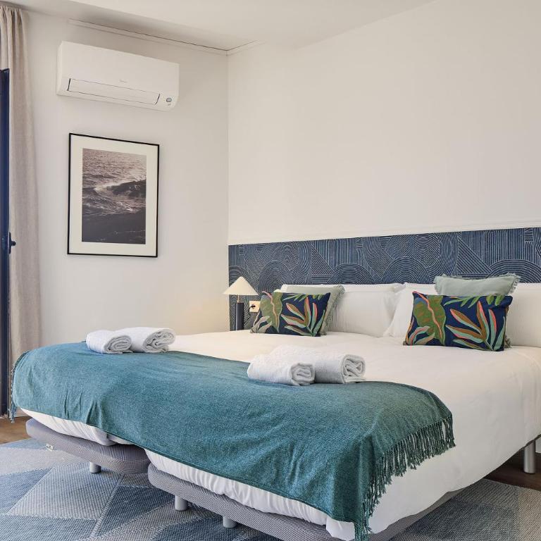 The Rentals Collection - Plaza Easo Attic - Apartment mit Balkon - 16