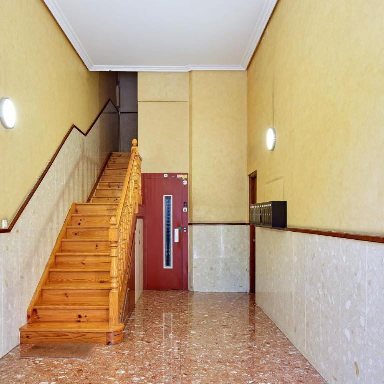 The Rentals Collection - Plaza Easo Attic - Apartment mit Balkon - 24