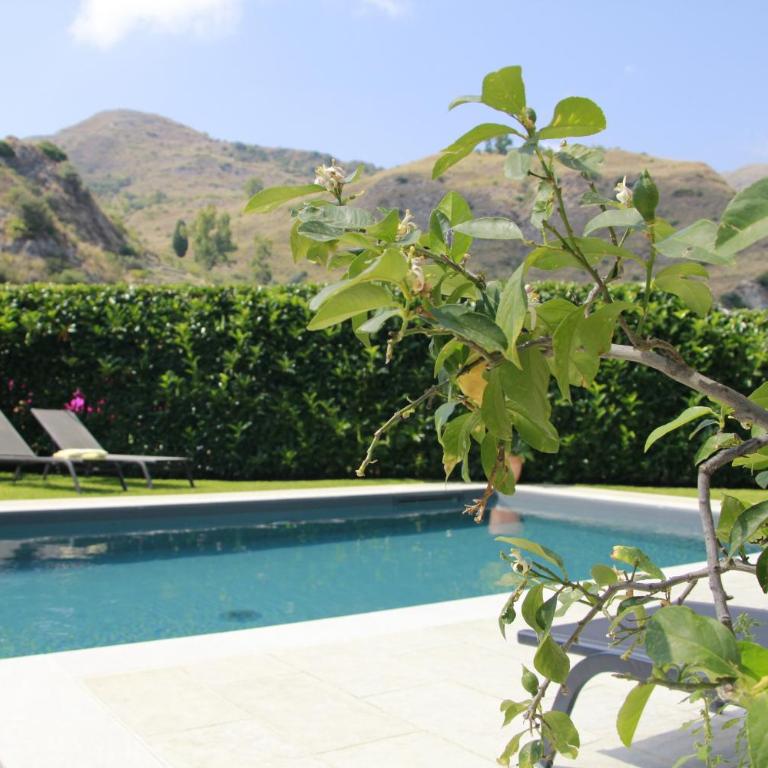 Villa Almond - Villa con Piscina Privata - 1