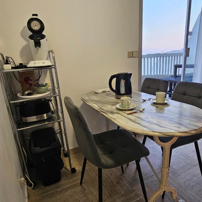 PortJo - Studio Cabine Clim Wifi Garage Draps - 1 étoile - self check-in possible - Appartamento con 2 Camere da Letto - 13
