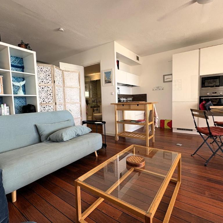 Apartment with sea view terrace and swimming pool - Apartamento - 7