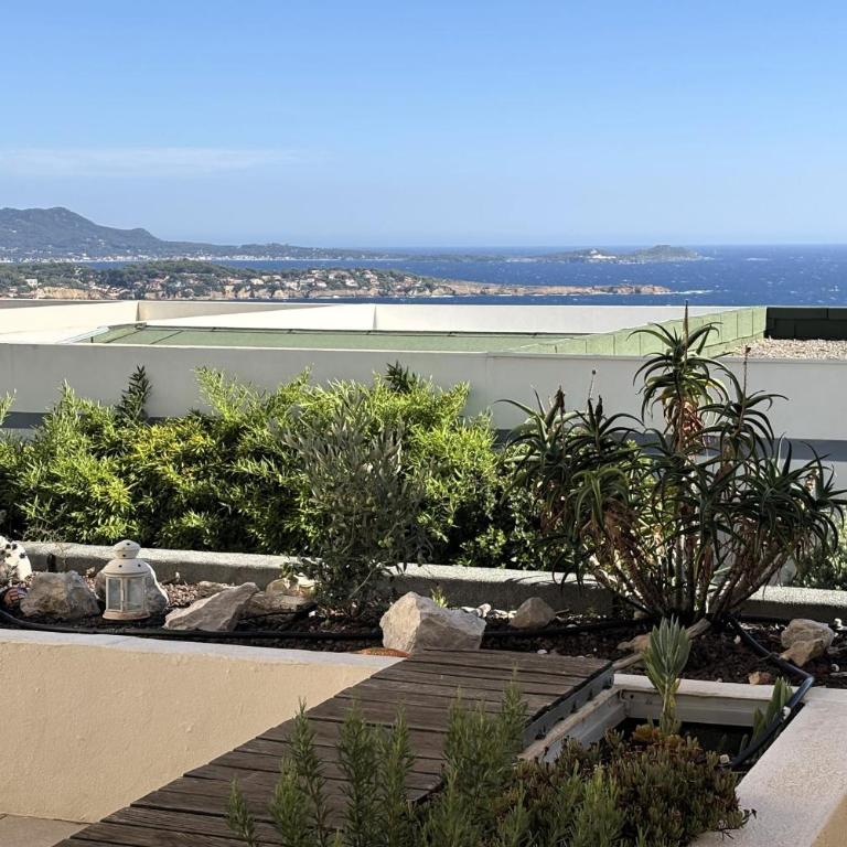 Apartment with sea view terrace and swimming pool - Apartamento - 16