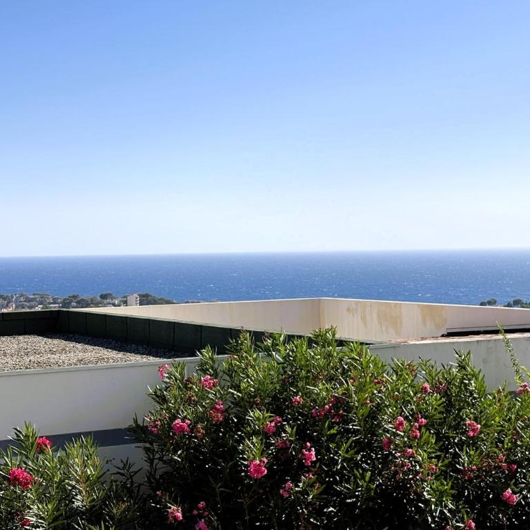 Apartment with sea view terrace and swimming pool - Apartamento - 17