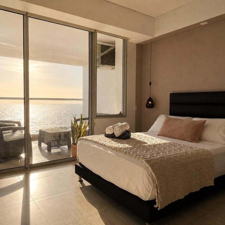 Sunset Studio, sea balcony, Piscina, 5-min Airport - Loft - 1