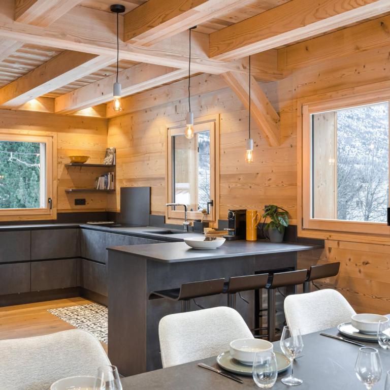 Chalet neuf 10 pers, charme & confort au cœur des Guibertes - Chalet 3 Chambres - 10