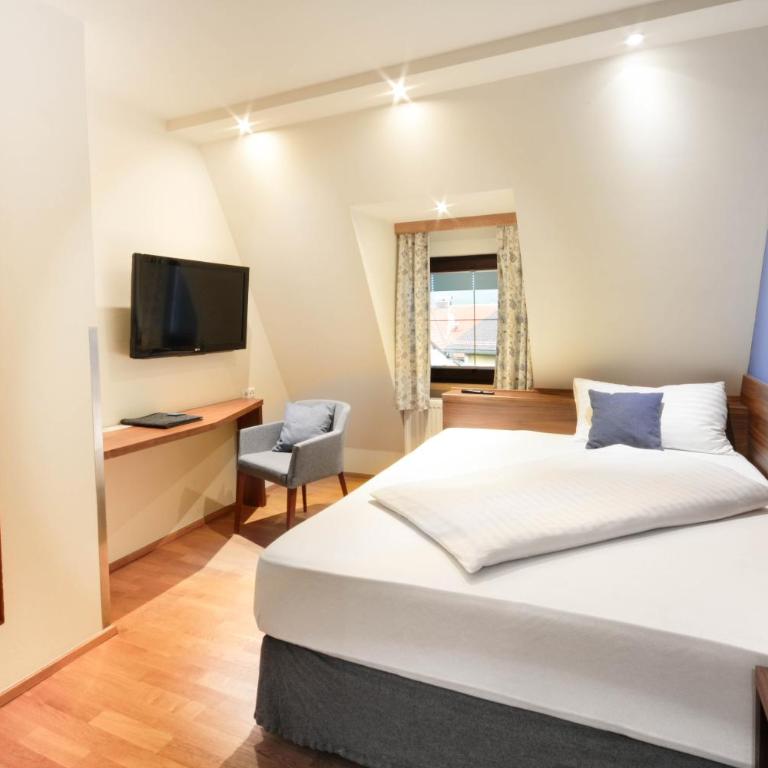 Hotel Kaiserhof - Chambre Simple - 4
