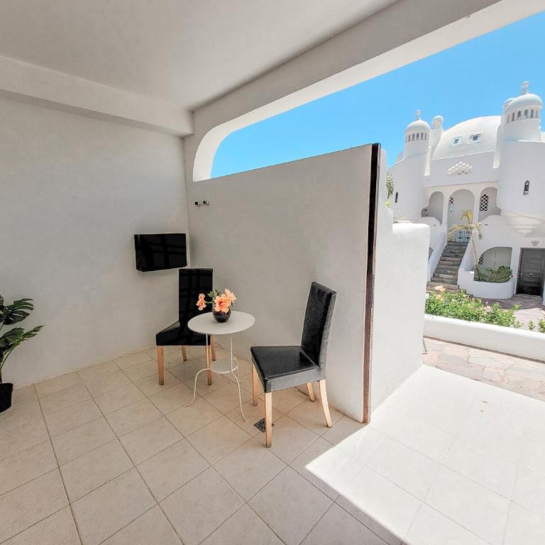 Adejeparadise25-B Duplex views and heatedpool - Two-Bedroom Apartment - 23