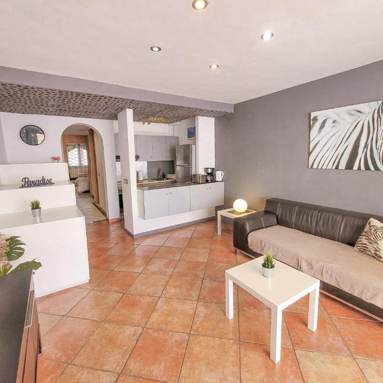 Adejeparadise25-B Duplex views and heatedpool - Two-Bedroom Apartment - 26