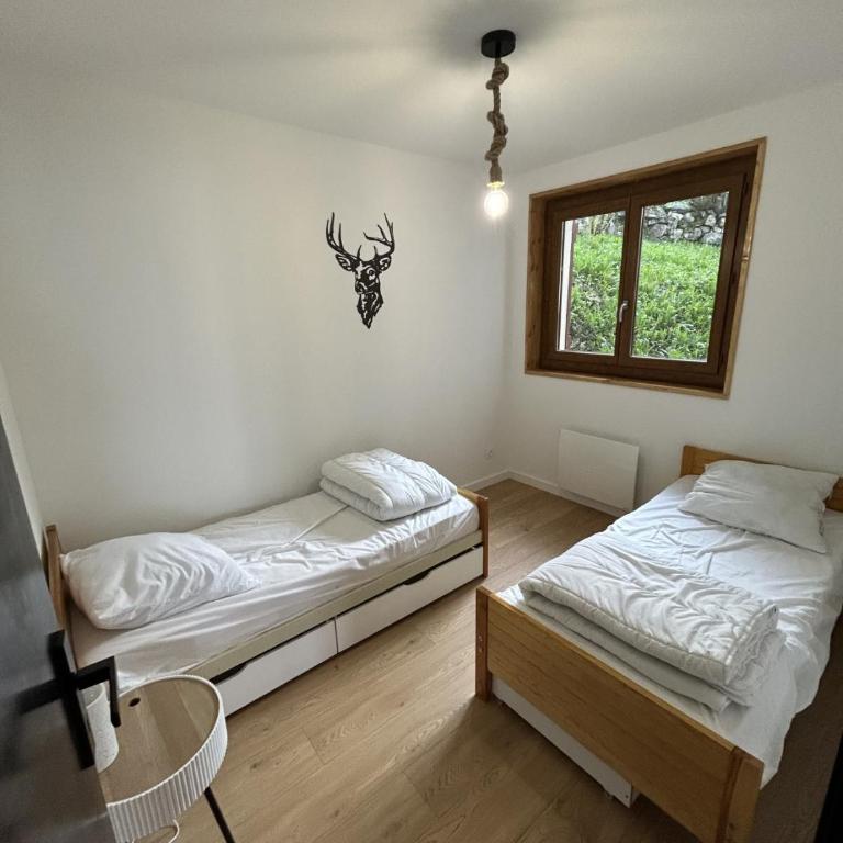 Appartement moderne et spacieux avec poêle à bois et balcon - Appartement - 7