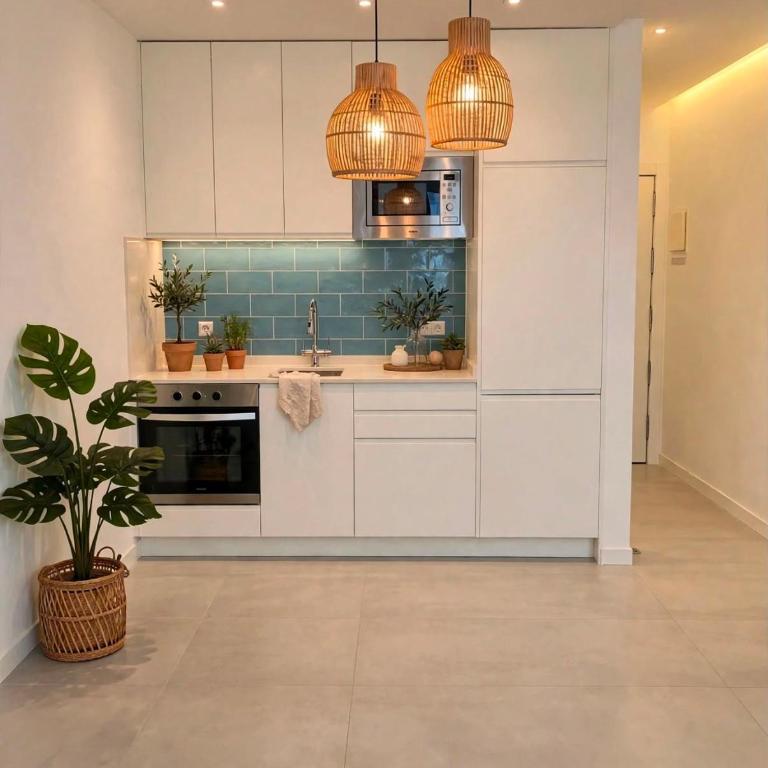 Sunshine Views - Two-Bedroom Apartment - 6