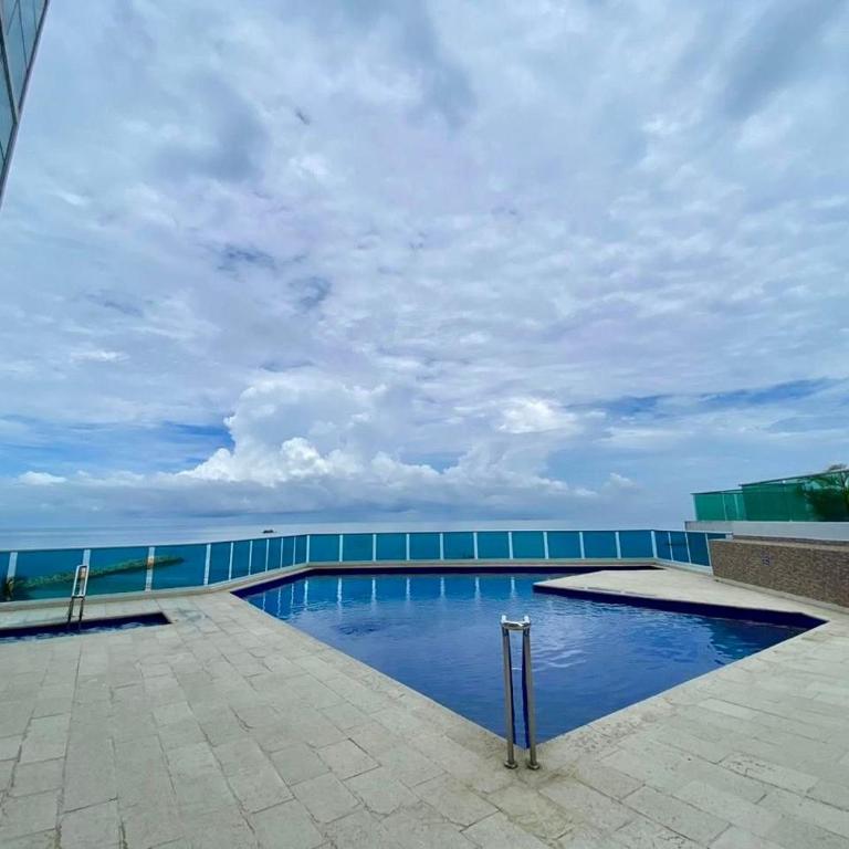 Apartamentos con vista al mar en Edificio Infinito - Apartment - 7