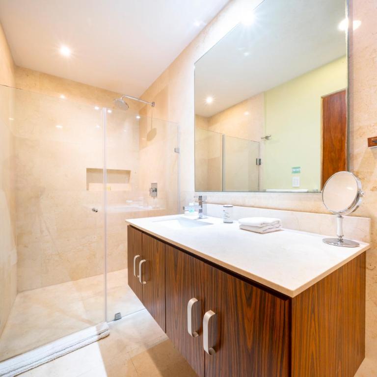 Terrazas 38th St - 2BR w Private Jacuzzi - Apartamento de 2 dormitorios con balcón y terraza - 6