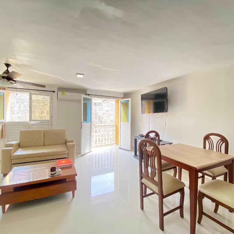 Apartamentos en el centro, edificio Las Bóvedas - Apartamento - 13