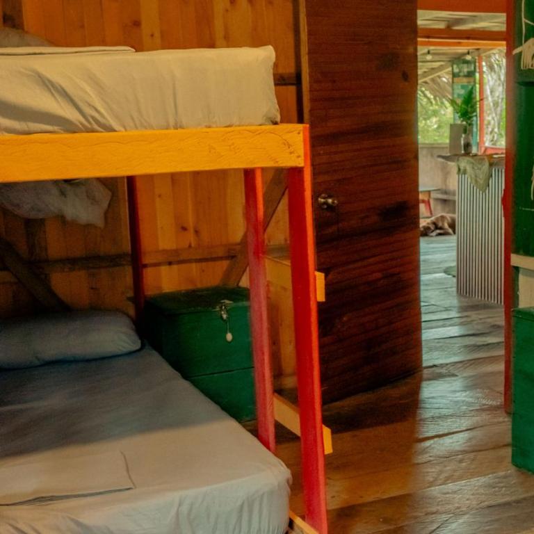 Kambelleh Hostal - Habitación cuádruple - 1