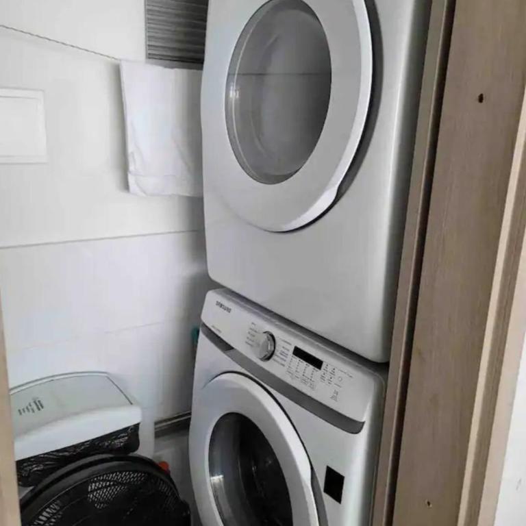 Departamentos excepcionales en El Laguito con vista al mar - Apartamento - 12