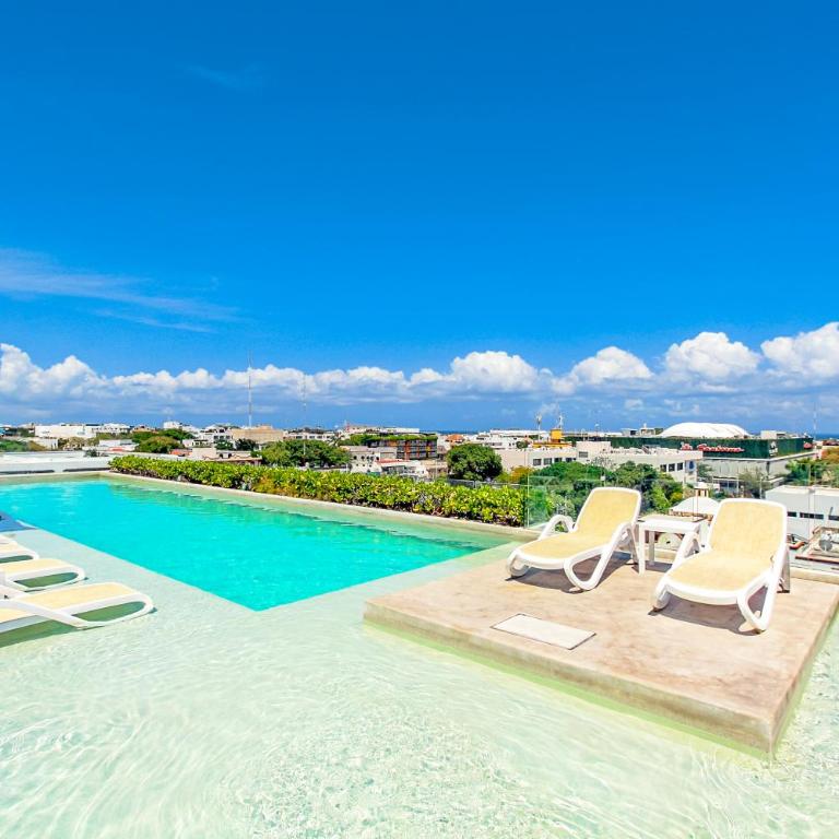 Central 2BR I Rooftop Pool - Walk to 5th - Two-Bedroom Apartment - 17
