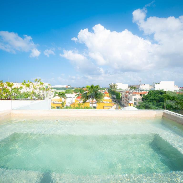 Central 2BR I Rooftop Pool - Walk to 5th - Two-Bedroom Apartment - 16